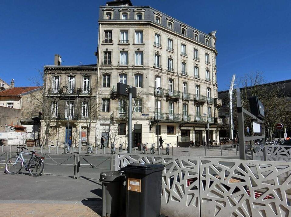 BDX Hôtel - Gare Saint-Jean - Les Collectionneurs Bordéus Exterior foto